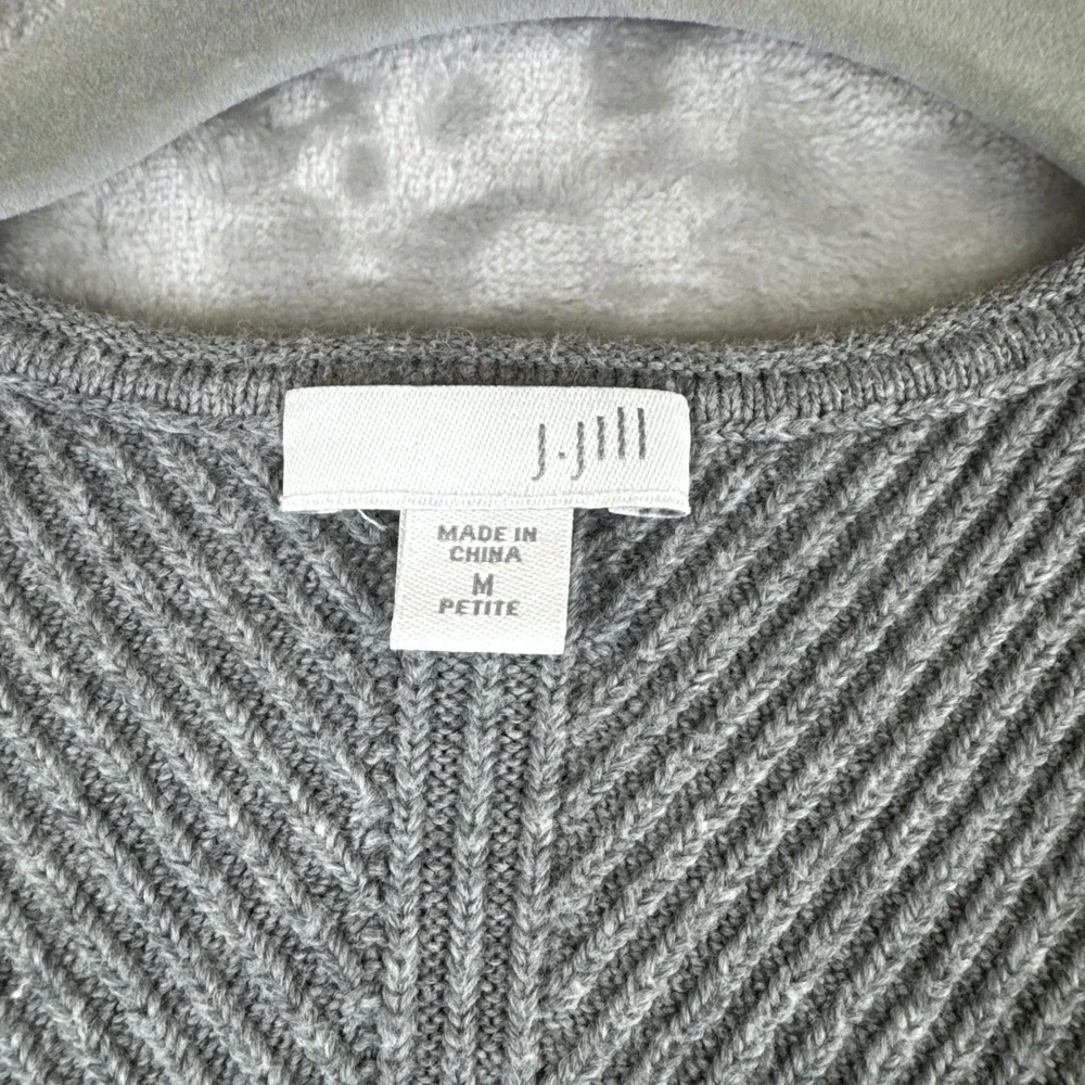 J. Jill Tunic Sweater Womens‎ Medium Petite Gray V-Neck Chevron Knit (1464)